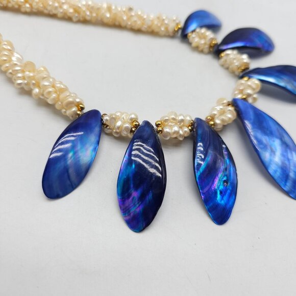 Blue White Pearl Shell Necklace With Leaf Design Pendant Gold-Tone Accents 20" - Picture 2 of 5